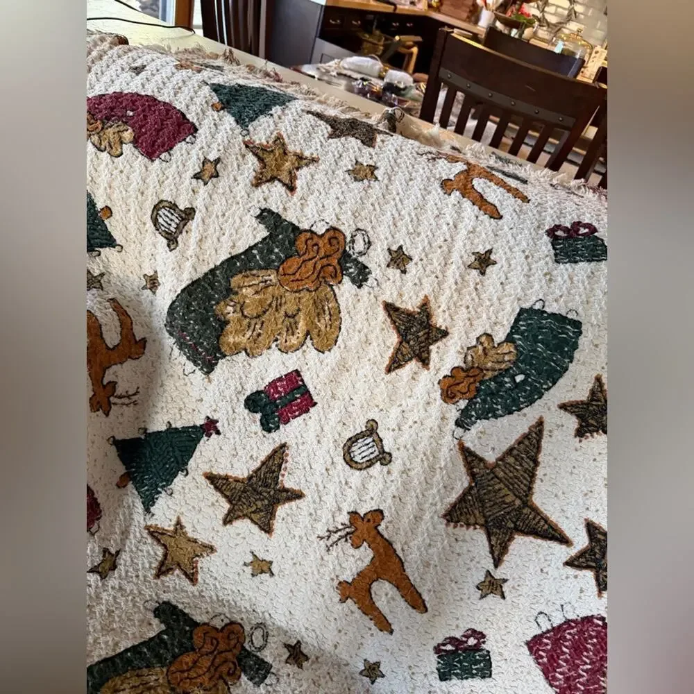 Vintage Crown Crafts Christmas cotton throw blanket
